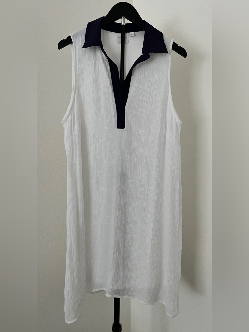 Zac & Rachel Classic White + Navy Sleeveless Shift Dress | Lined | Large